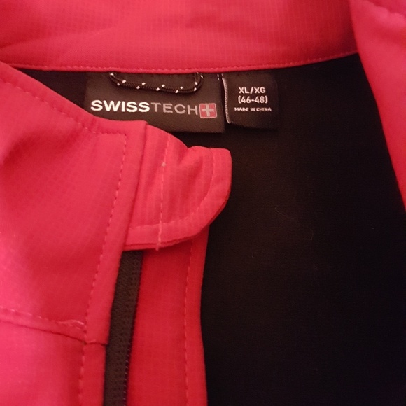 Casual red jacket - Picture 2 of 4